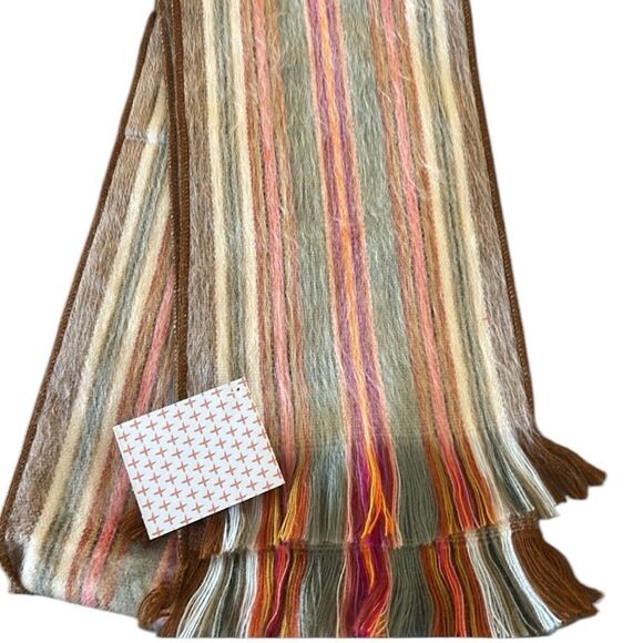 Beautiful alpaca scarf from Ecuador so soft and warm! - Picture 1 of 8